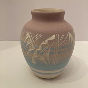 Vintage Mesa Verde Etched Pottery Vase Signed D. Lee USA